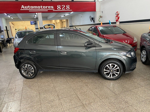Imagen 8 de 12 de Chevrolet Onix 1.4 Ltz Full Full 2016