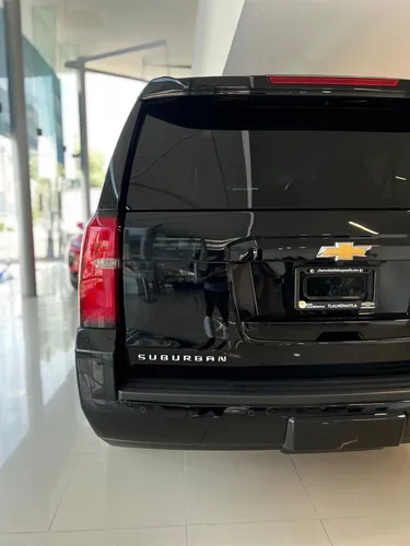 Chevrolet Suburban 6.0 V8 HD Piel 2 Fila Asientos 4x4 At
