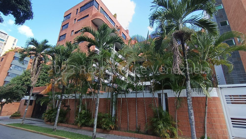 Apartamento En Venta En Campo Alegre 24-3129 Yf