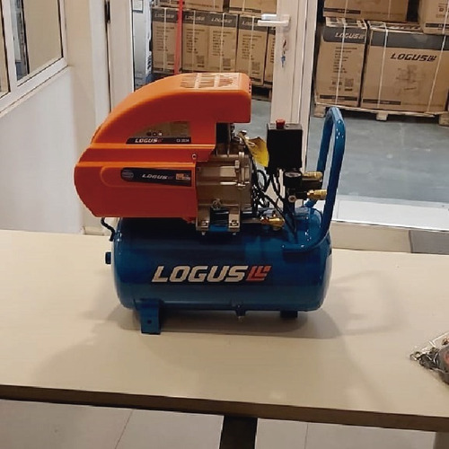 Imagen 3 de 7 de Compresor Aire Logus 2,5hp!! 24 Litros Portatil+aceite Comp