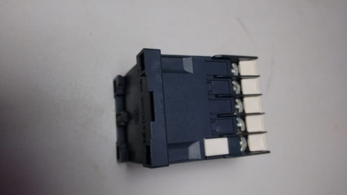 Imagem 2 de 6 de Contactor Auxiliar Telemecanique/tesys - Ca2 Kn 22g7 - 120 V