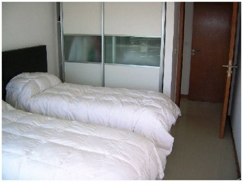 Venta De Apartamento 2 Dormitorios En Roosevelt