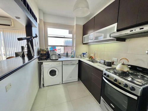 Imagen 10 de 20 de Lindisimo Y Comodo Departamento De 3 Ambientes En La Mejor Zona De Olivos.