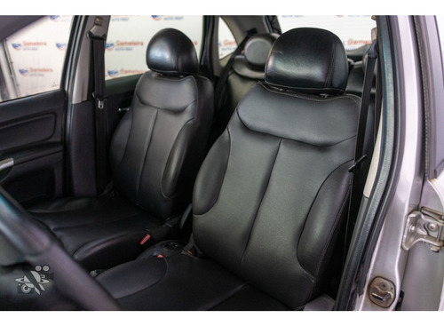 Citroën C3 1.4 I GLX 8V FLEX 4P MANUAL