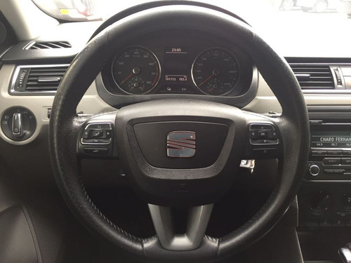 Imagen 13 de 15 de Seat Toleda Style 1.4 2013 Automático