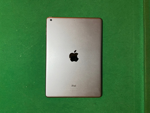 iPad Air 1era Generación + Forro