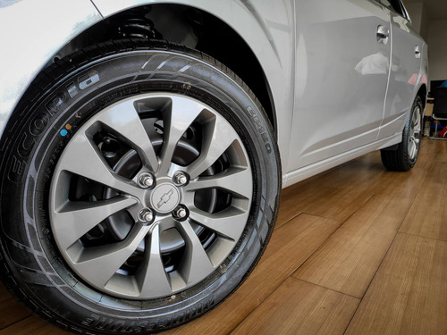 Chevrolet Joy Plus Black 1.0