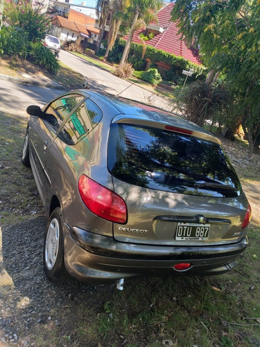 Peugeot 206 1.4 Xr 2001