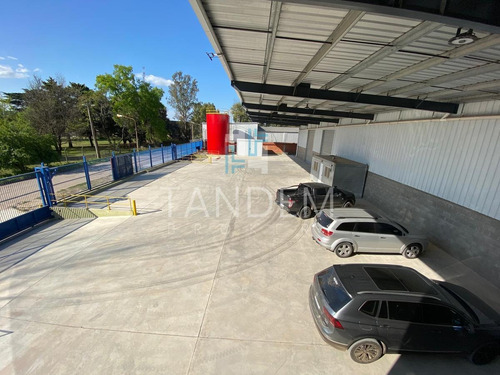 Imagen 5 de 6 de Excelente Galpón A Estrenar 5000 M2 Planta Libre Oficinas Premium En Zona Industrial El Triangulo!