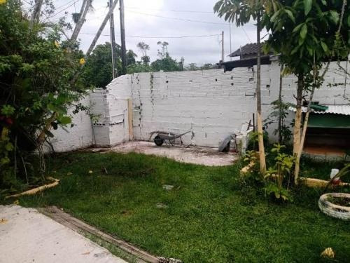 Casa À Venda Com 250 M² De Terreno Em Itanhaém. 7774 M H