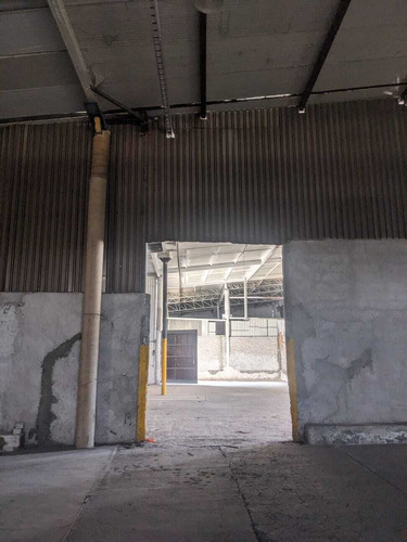 Nave Industrial O Bodega Con Excelente Ubicación
