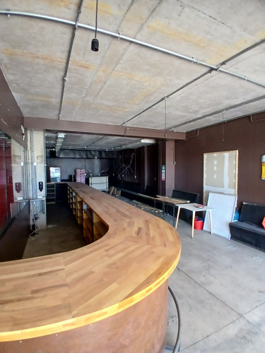 Arriendo Local Comercial 196m2 Placa Borgoño - Concón