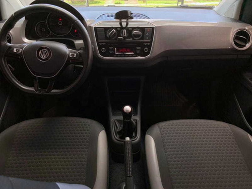 Volkswagen Up! Cross 1.0 Tsi Total Flex Mec. 4p