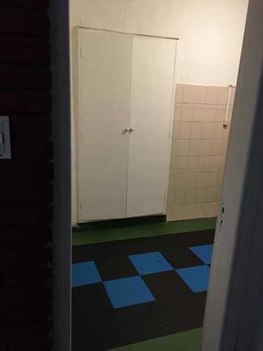 Imagen 7 de 11 de Venta!! Casa 2 Dormitorios, Garaje, La Comercial!!
