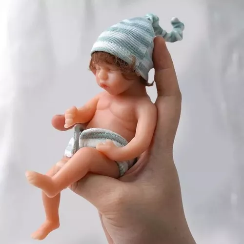 Mini Bebê Reborn Silicone Sólido Realista 15cm.