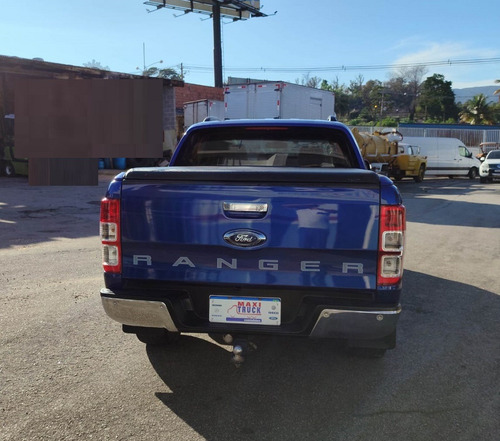 Ford Ranger 3.2 Limited Cab. Dupla 4x4 Aut. 4p