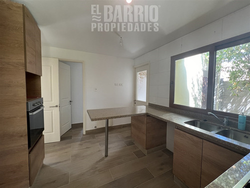 Espectacular Casa En Venta De 3 Dorm. En Piedra, Roja