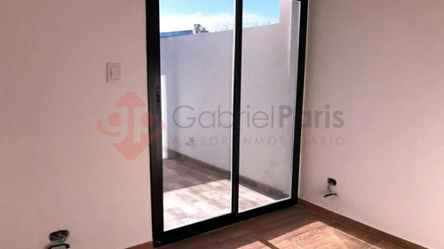 Venta Duplex En Parque Leloir