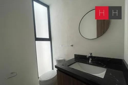 Casa En Venta En Lomas De Angelópolis.