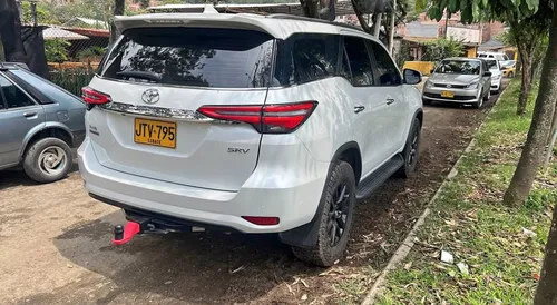 Toyota Fortuner 2.4 Diésel Srv 4X2
