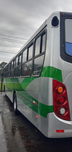 Imagem 4 de 14 de Onibus Urbano M.benz 1722 Caio Ano2010/11