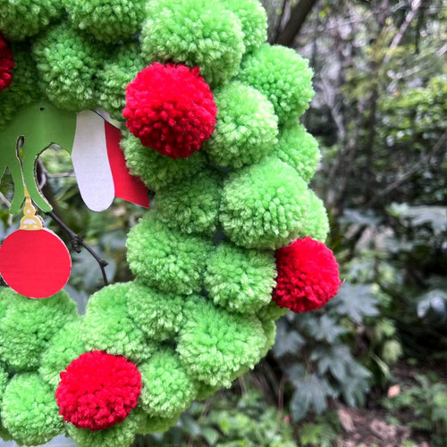 Navidad Grinch Fantasma Mano Bola De Piel Guirnalda Navidad