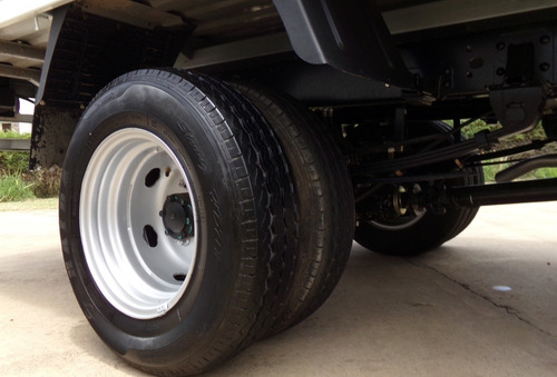 Imagen 7 de 24 de Shineray T30 C/simple Chasis Con Duales Full 2ton 0km My2023