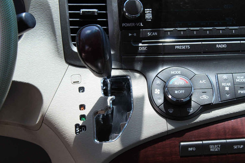 Imagen 15 de 15 de Toyota Sienna 2011 5p Xle Aut