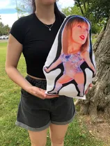 Comprar Muñeca Almohada Taylor Swift No Tan Chiquita! Para Swifties! Única Taylor Swift