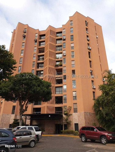 Apartamento En Venta, La Alameda #24-17929