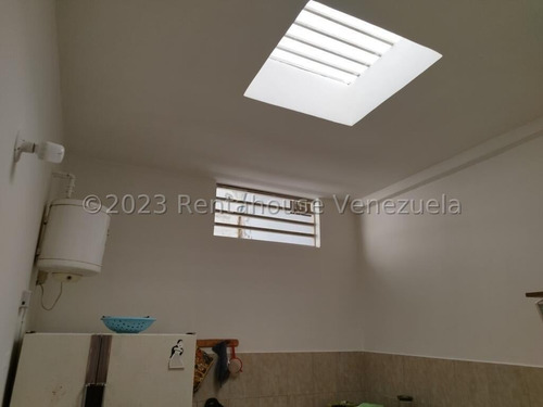 Imagen 21 de 30 de Casa En Venta La California Norte 23-21112 Fabricio Liaz