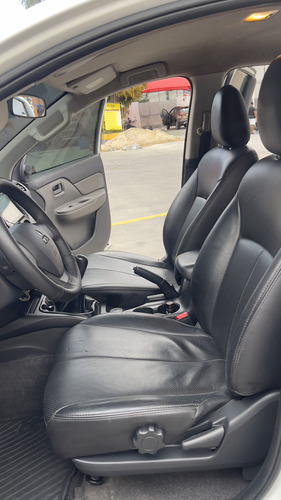 Mitsubishi L200 2.4 Triton Sport Gl Cab. Dupla 4x4 4p