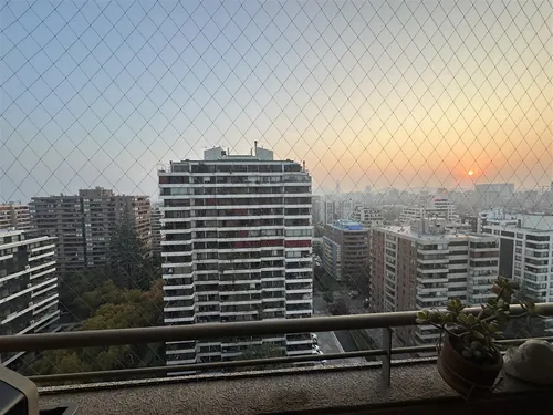 Departamento En Arriendo De 3 Dorm. En Las Condes