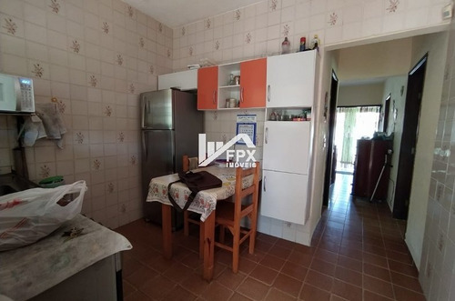 Imagem 12 de 14 de Casa Itanhaém 50 Metros Do Mar, 2 Suítes, 3 Vagas.