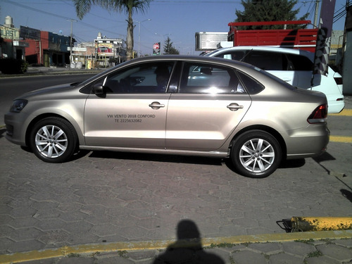 Imagen 3 de 9 de Volkswagen Vento 2018 Confordline 1.6 Lts Eng $ 39.000