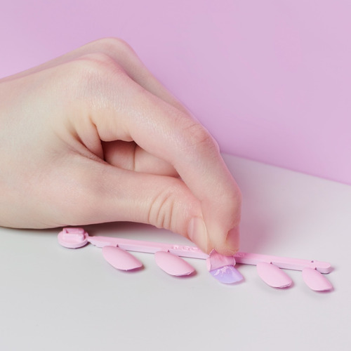 Go Glam Cool Maker Kit De Uñas Postizas Con 8 Sorpresas