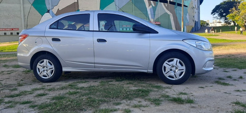 Chevrolet Prisma. Permuto/financio.
