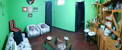 Imagen 20 de 30 de Av. Chorroarin Al 600, Parque Chas. Ph Sin Expensas. Planta Baja. Superficie 100 M2. Completamente Reciclado A Nuevo. 4 Ambientes. 3 Dormitorios. Patio Cubierto. Terraza Grande (espacio Aéreo Propio)