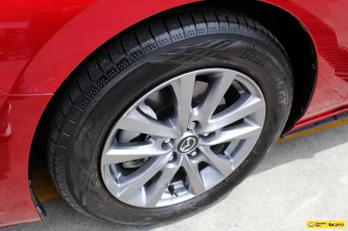 Mazda 3 2.0 Touring Hibrida At