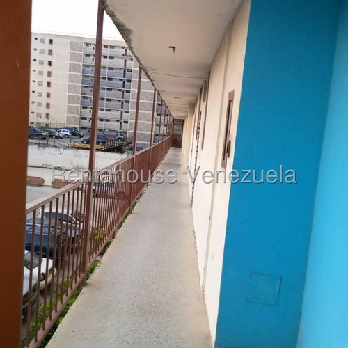 Marcos Gonzalez Vende Cómodo Apartamento Zona Oeste Barquisimeto Lara #25-16013