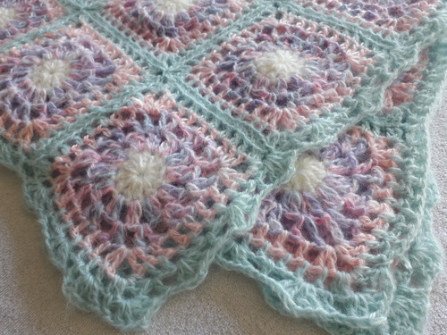 Manta Artesanal Tejida A Mano Crochet Verde Model 69 Liquido