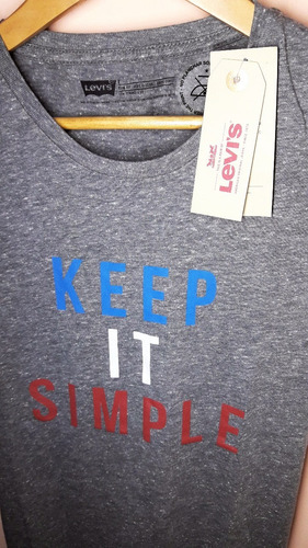 Remera Keep Levis