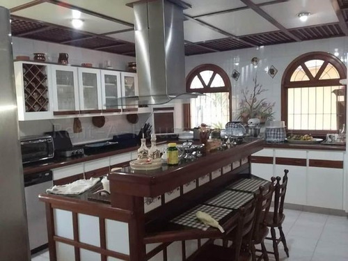 Imagen 10 de 30 de Casa En Venta Zona Este , Barquisimeto, Amplia, Moderna, Conjunto Cerrado. Contacto 0424-5620928 Flex 22-9792 Z10
