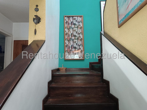Confortable Casa De 156 M2 En Santa Ines Katiuska Quevedo
