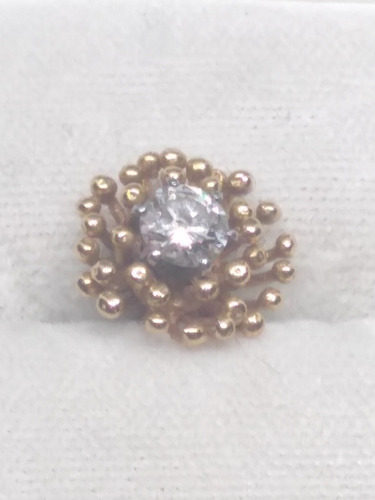 Arete Non Oro 14 Kilates 1 Diamante 1/2 Kilate (0.50 Kt)