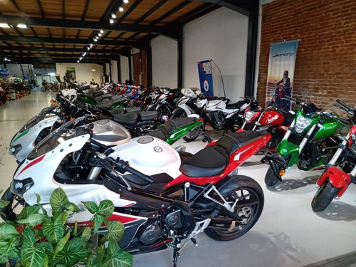 Imagen 8 de 15 de Benelli 752 S - División Ruedas / Consultar Ofertas