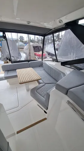 Crucero Genesis Delta 40 Año 2013, 2 Yanmar 315 Hp D Prop.