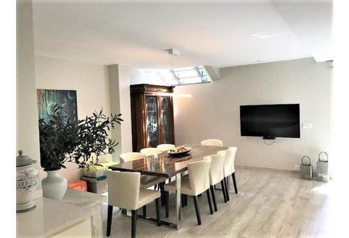 Imagen 9 de 27 de Excelente Casa Con Jardín, Pileta Y Playrroom