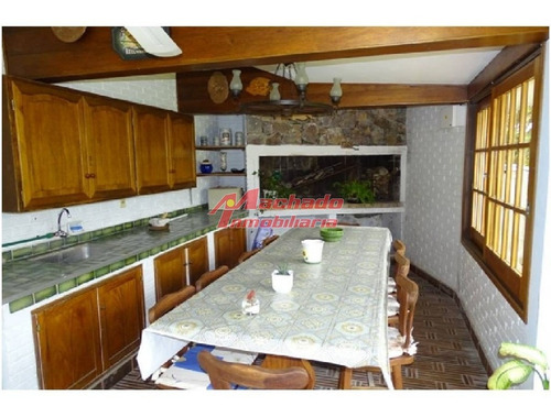 Excelente Casa En La Mansa A 300 Metros Del Mar - Ref: 5571