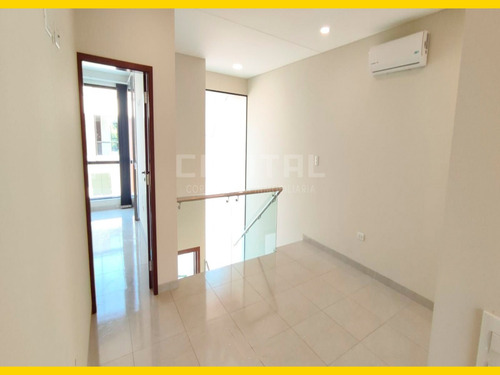 Alquilo Casa A Estrenar En Condominio En El Urubo
